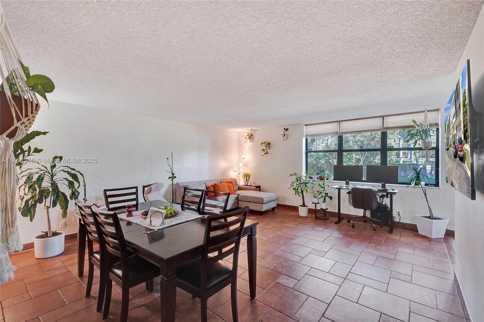 VILLA DORADA CONDO NO 2 - Residential