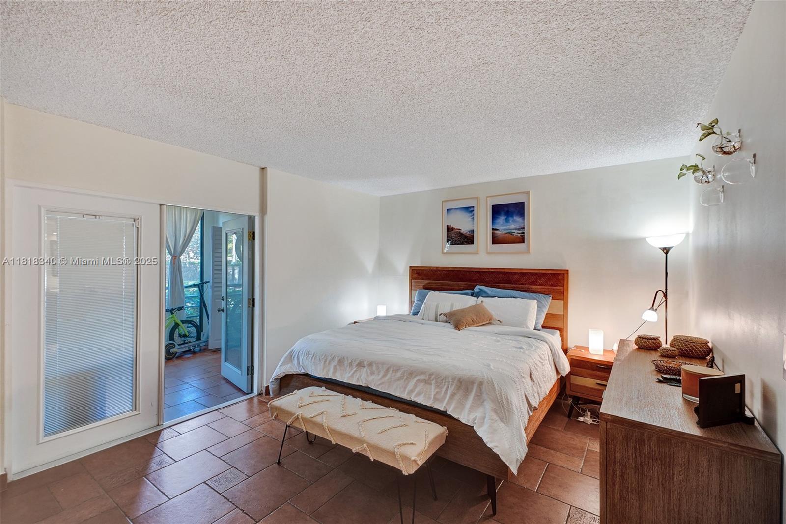 VILLA DORADA CONDO NO 2 - Residential