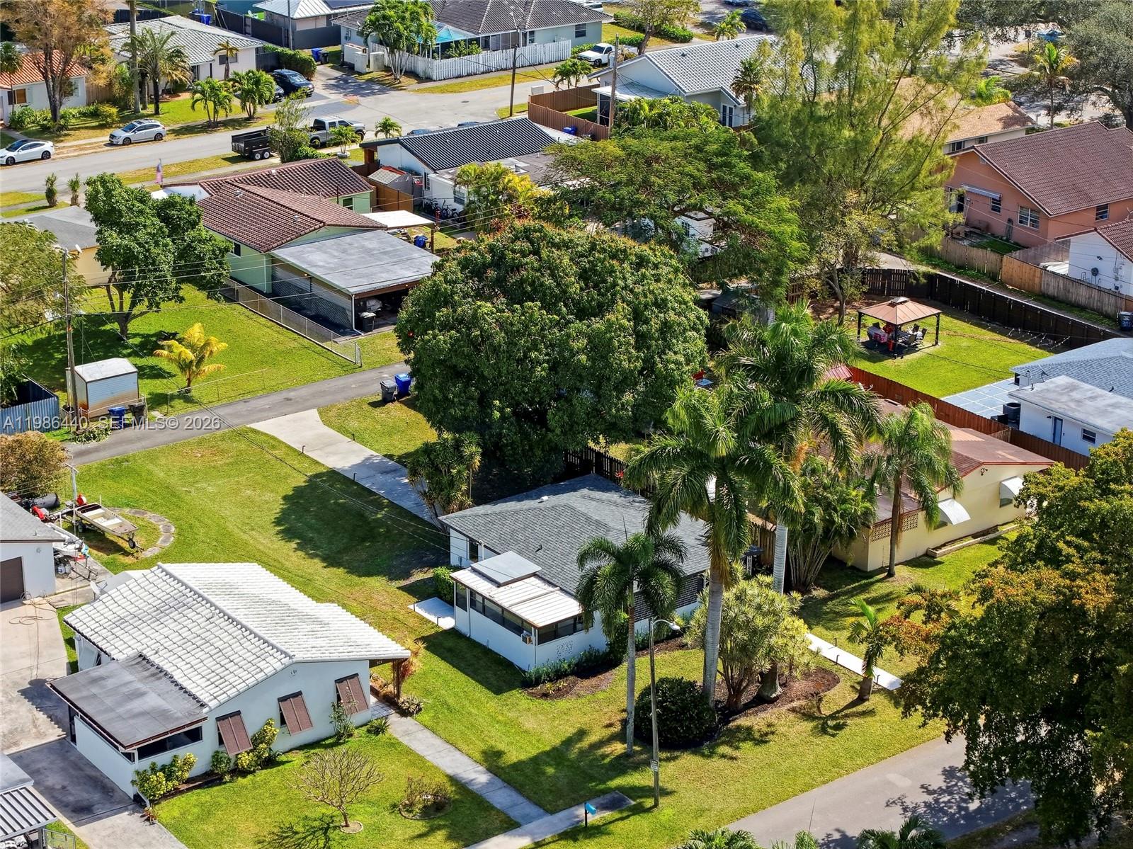 BREEZY MANOR AMENDED - Residential