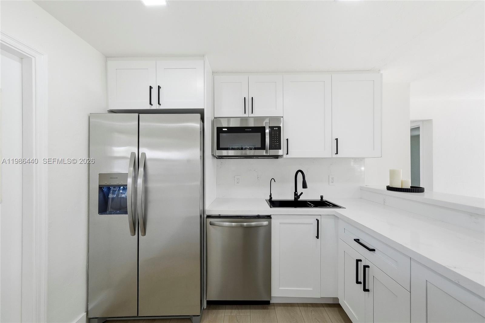 BREEZY MANOR AMENDED - Residential