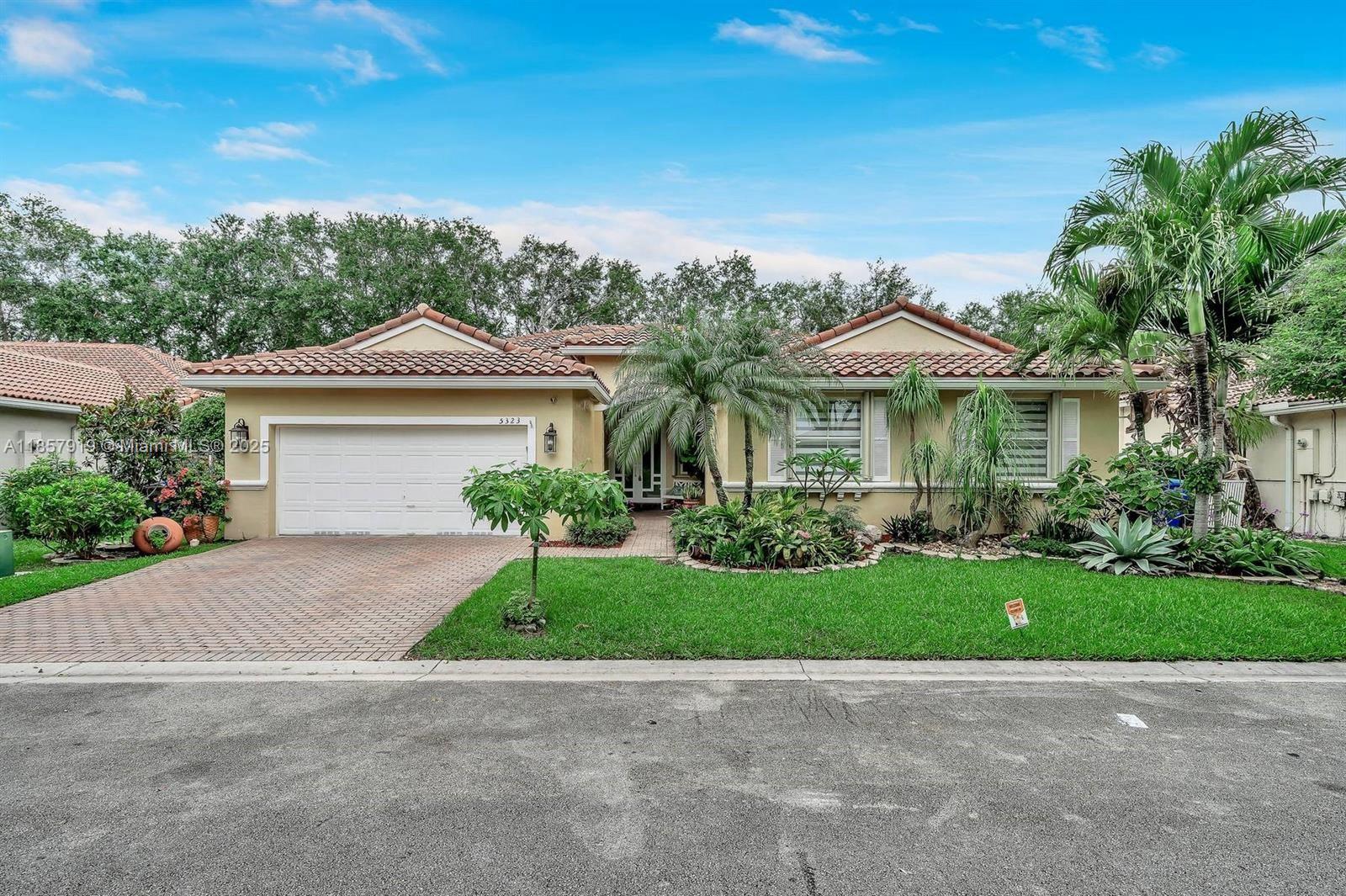 5323 SW 34th Way
