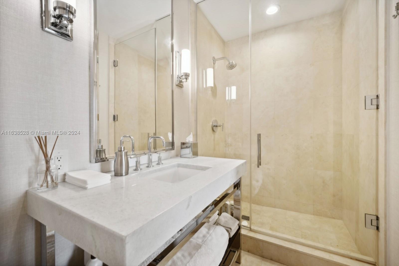 BAL HARBOUR NORTH SOUTH C - Residential