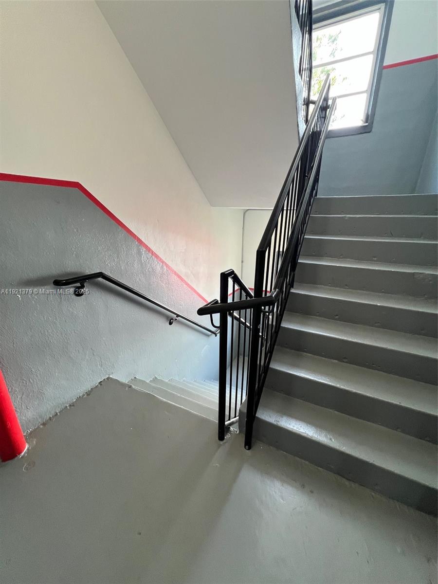 Del Rio Condo - Residential