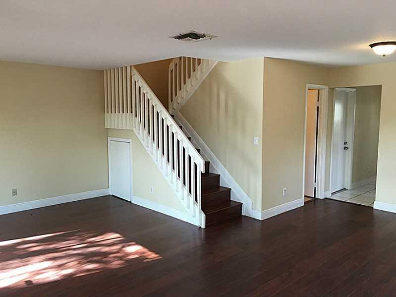 PEMBROKE POINTE SECTION T - Residential