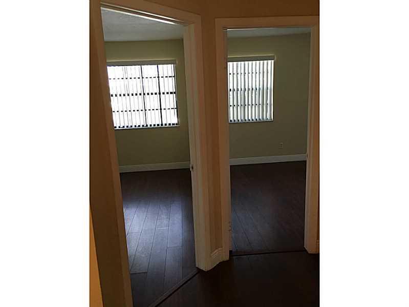 PEMBROKE POINTE SECTION T - Residential