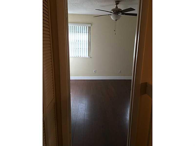 PEMBROKE POINTE SECTION T - Residential