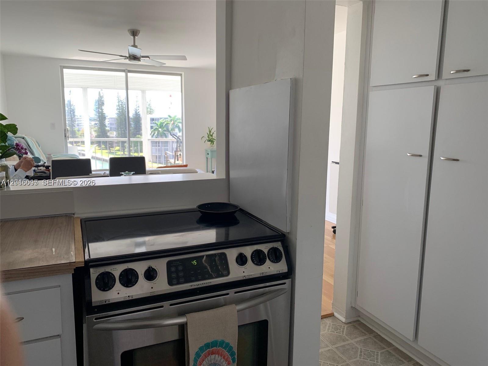 2851 Leonard Dr J603