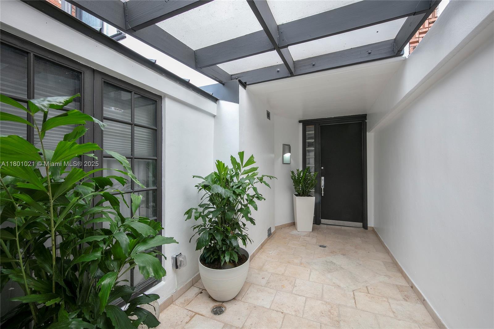 Property for Sale at 1530 Ne Quayside Ter A1, Miami, Broward County, Florida - Bedrooms: 4 
Bathrooms: 5  - $1,075,000