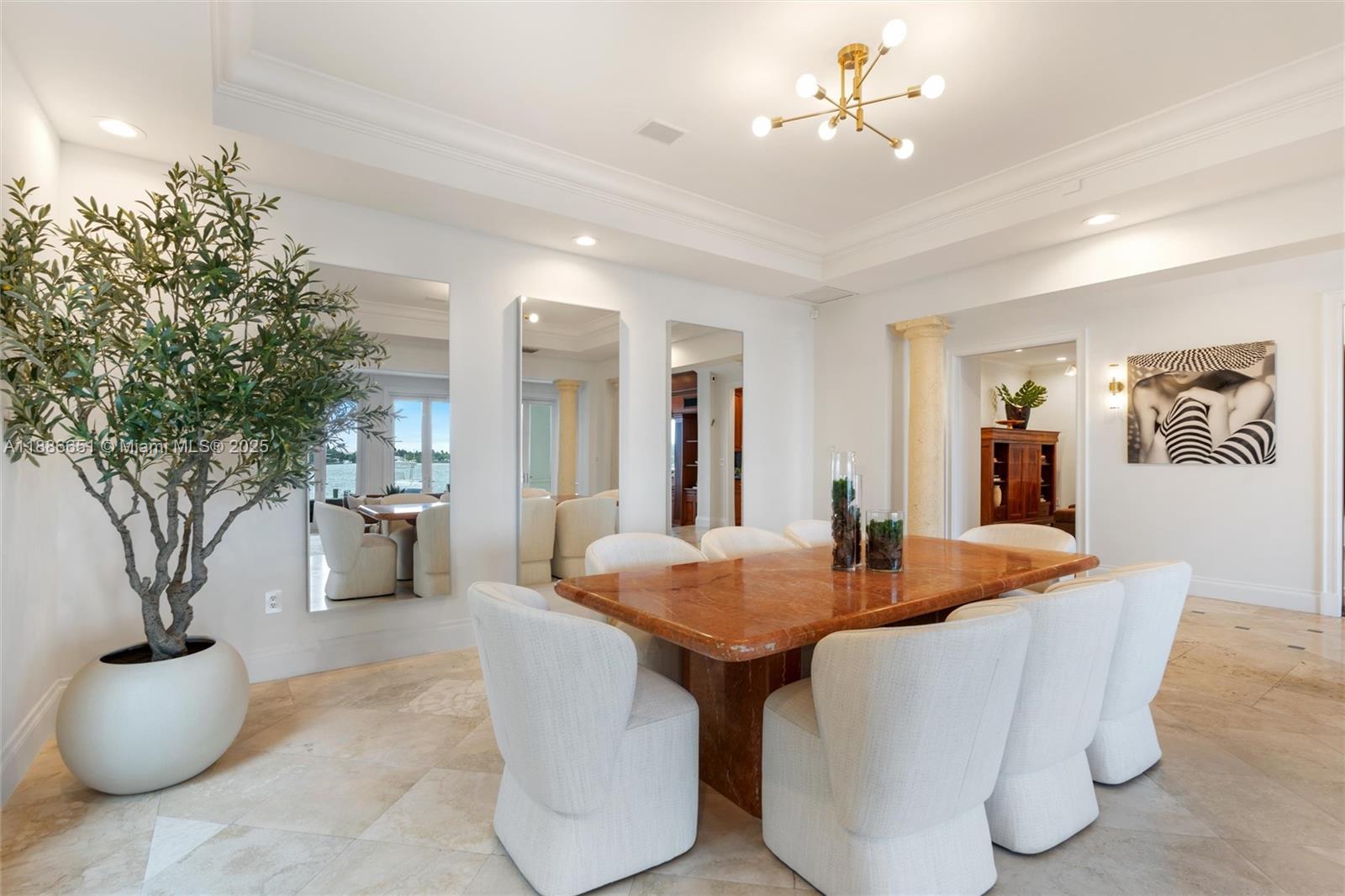 HIBISCUS ISLAND - Residential Lease