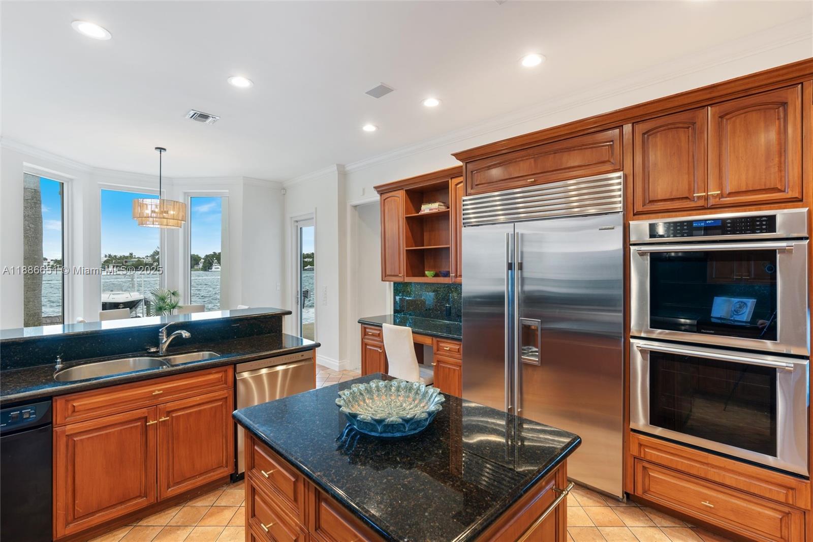 HIBISCUS ISLAND - Residential Lease