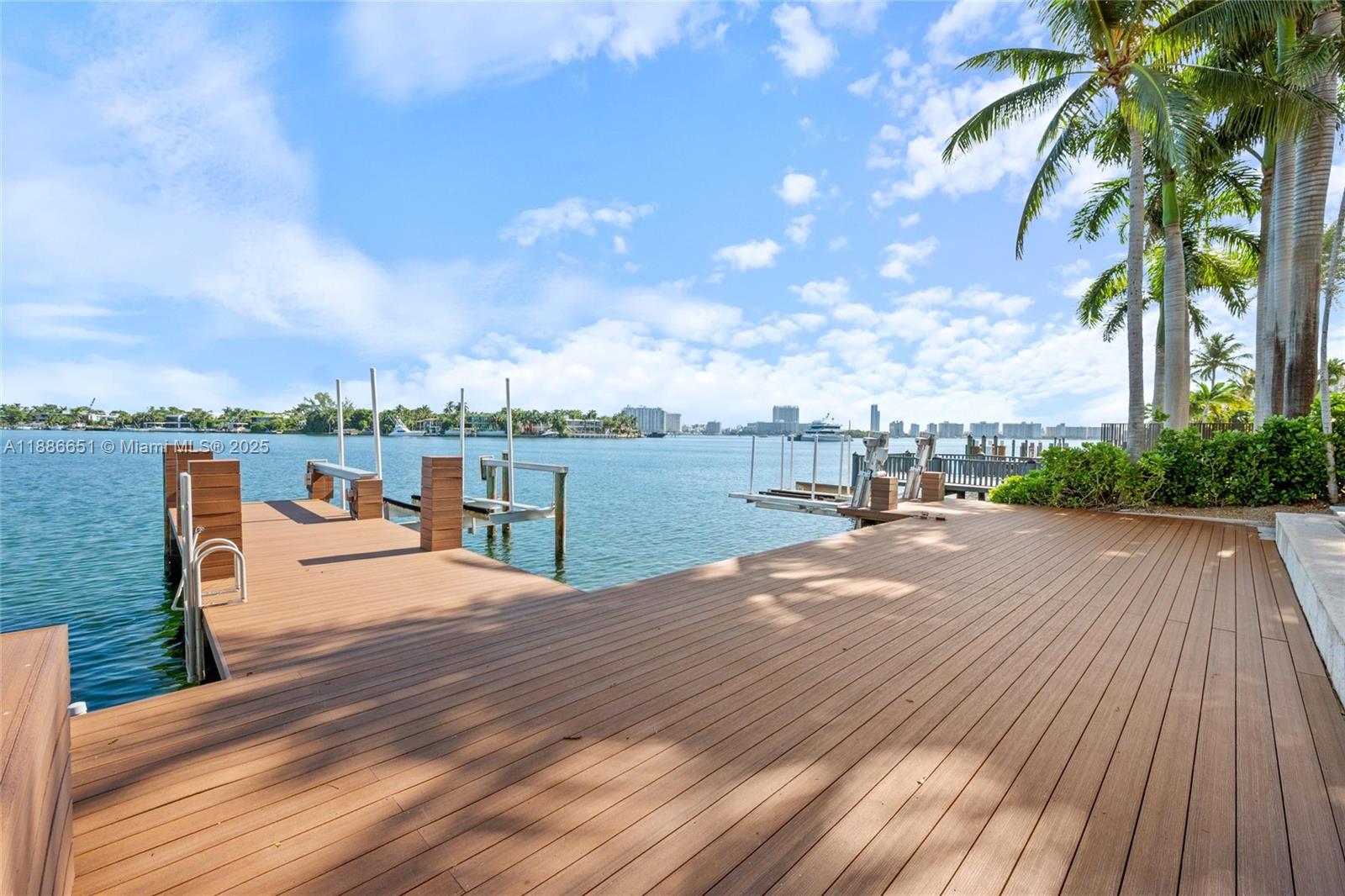 HIBISCUS ISLAND - Residential Lease
