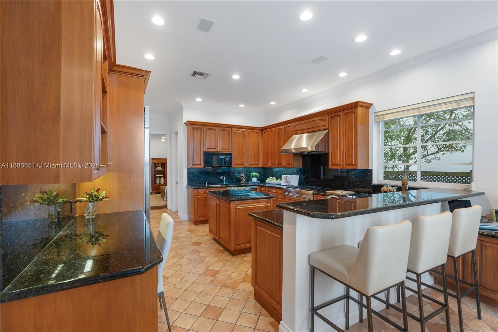 HIBISCUS ISLAND - Residential Lease