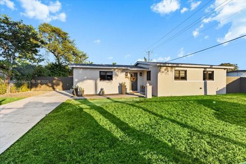 Photo of 17121 NW 82nd Ave, Hialeah, FL 33015 (MLS # A11916698)