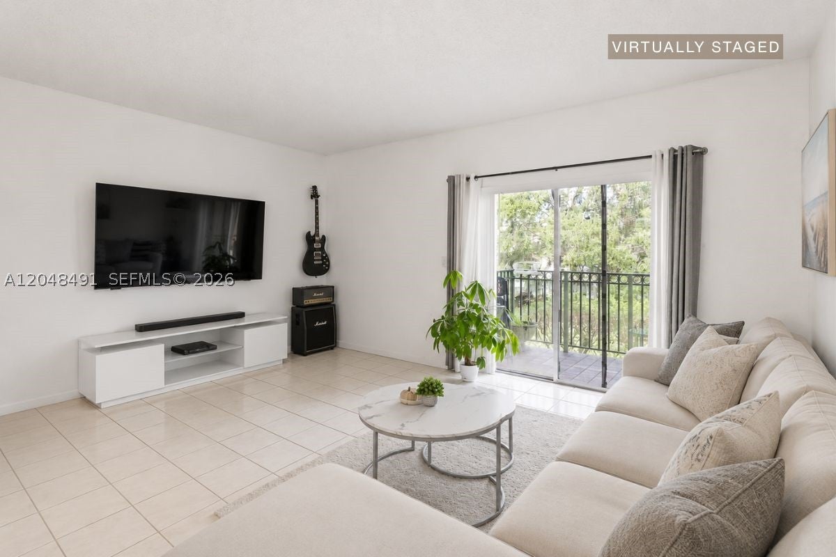 10014 Hammocks Blvd 204-4