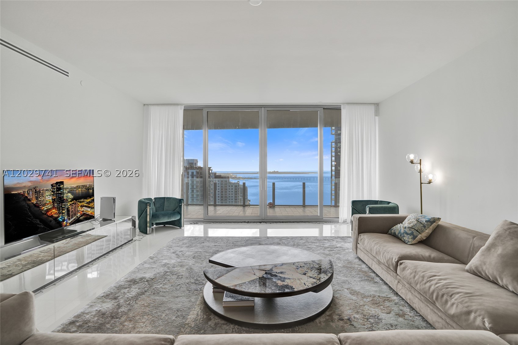 300 Biscayne Boulevard Way 3304C