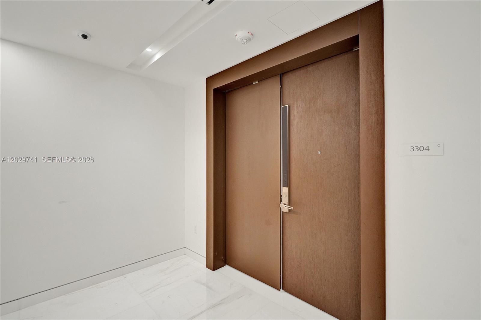 ASTON MARTIN RESIDENCES - Residential