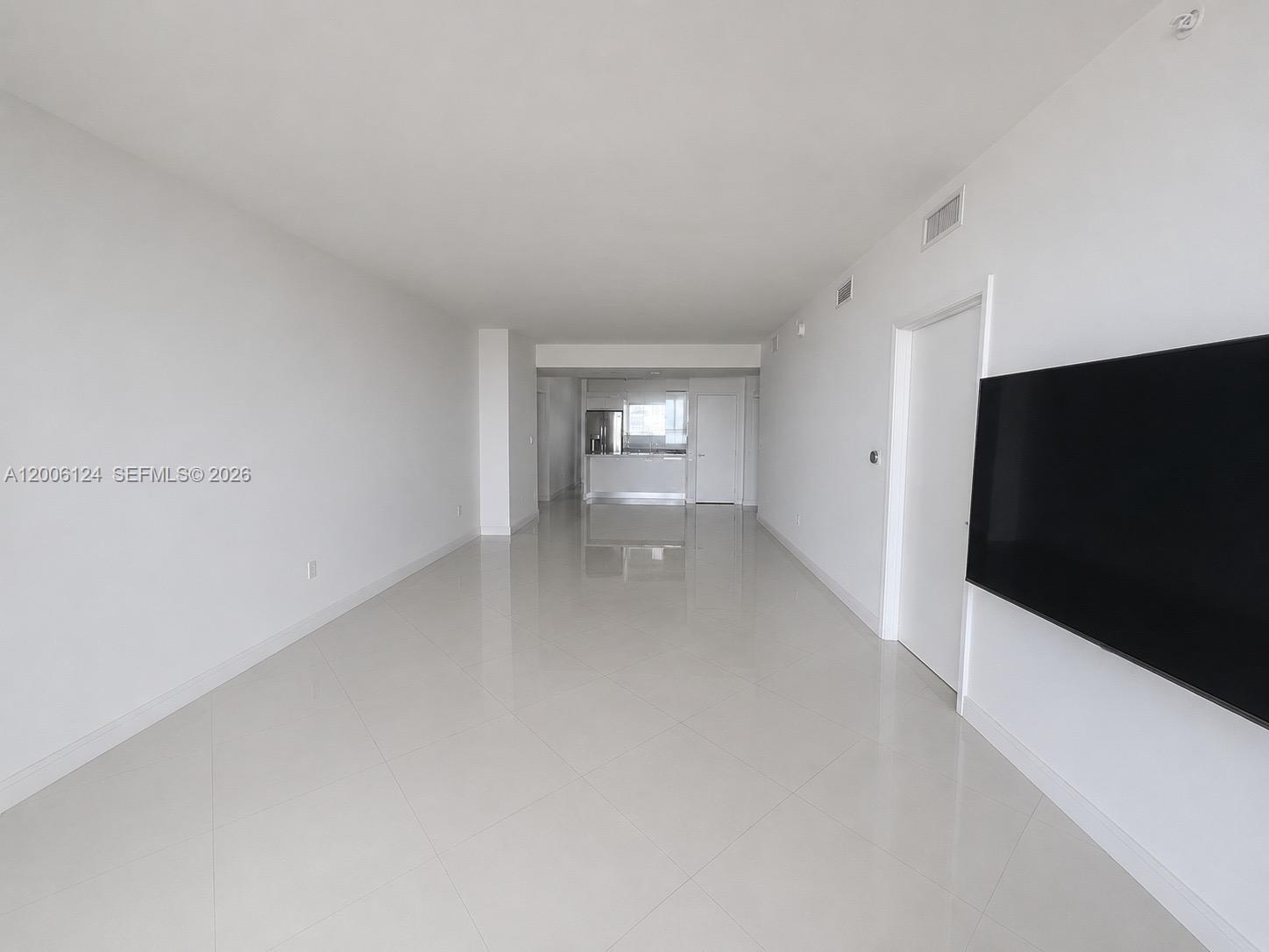 BLUE CONDO - Residential