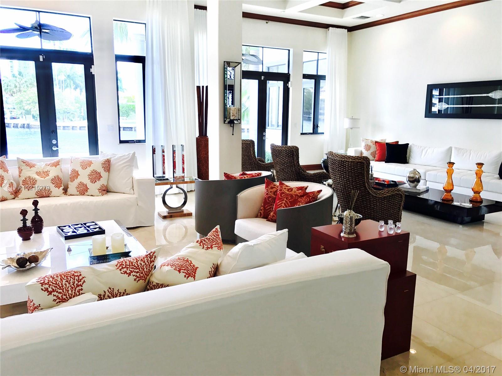 35 51 42 & 2 52 42 GOLDEN - Residential