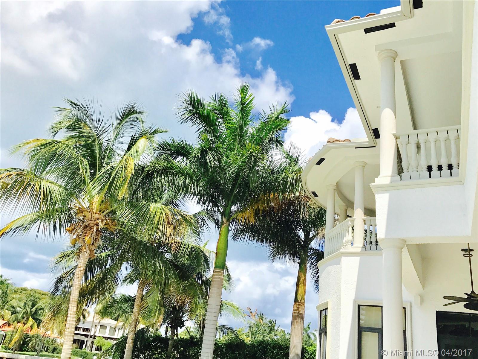 35 51 42 & 2 52 42 GOLDEN - Residential