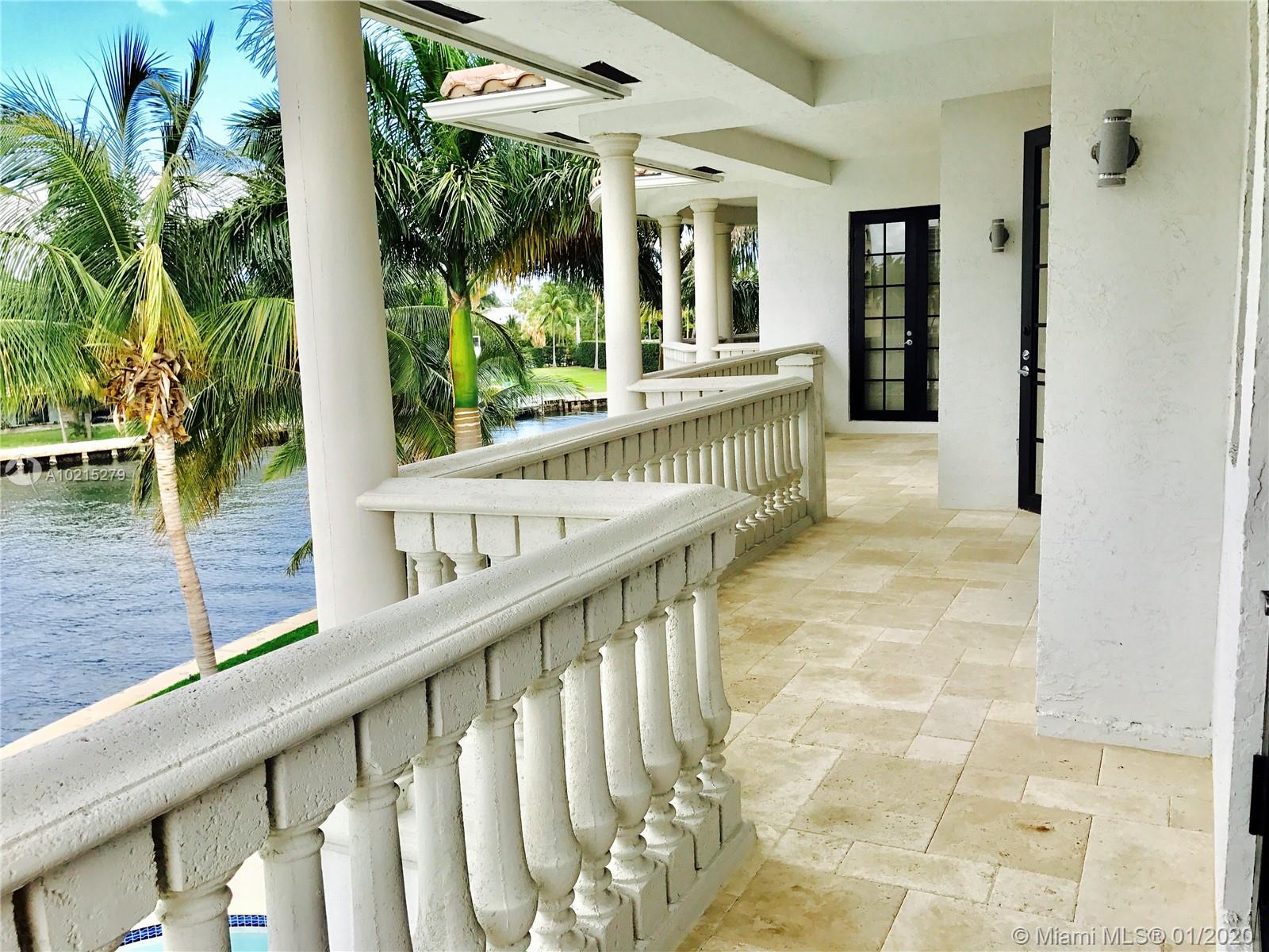 35 51 42 & 2 52 42 GOLDEN - Residential