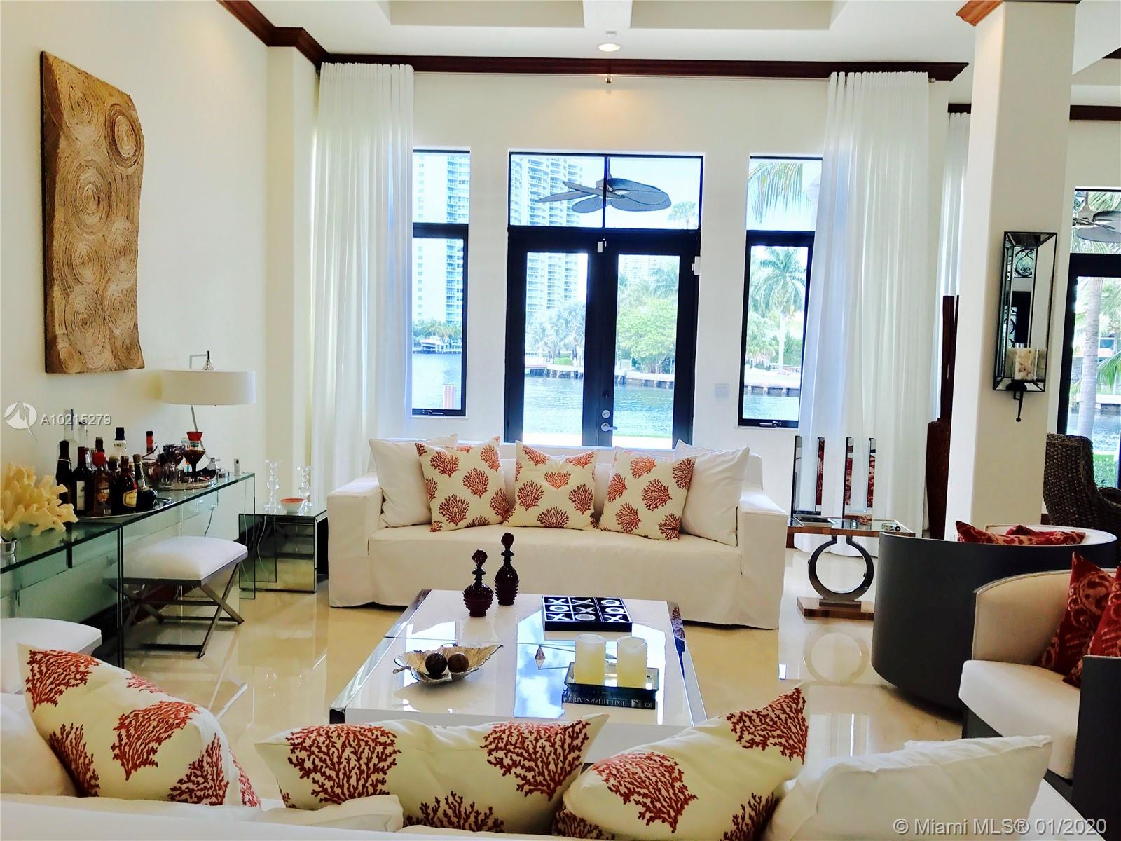 35 51 42 & 2 52 42 GOLDEN - Residential