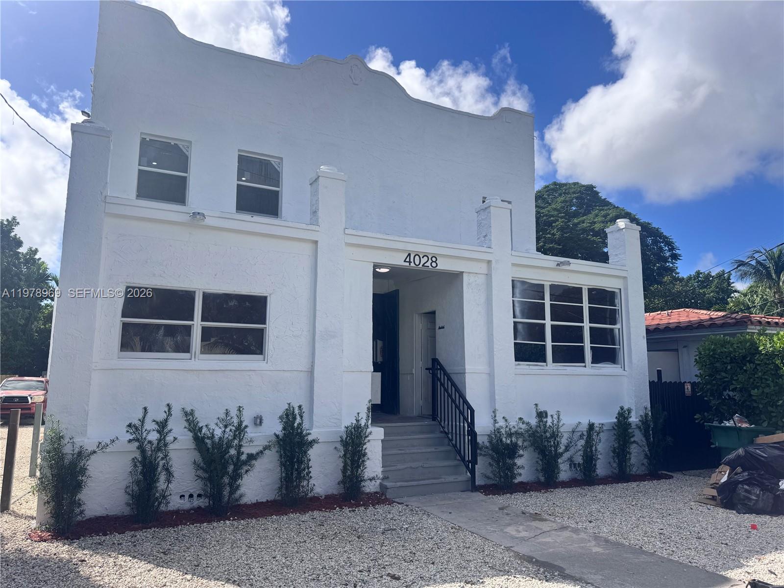 LE JEUNE ADDN SEC 1 - Residential Lease