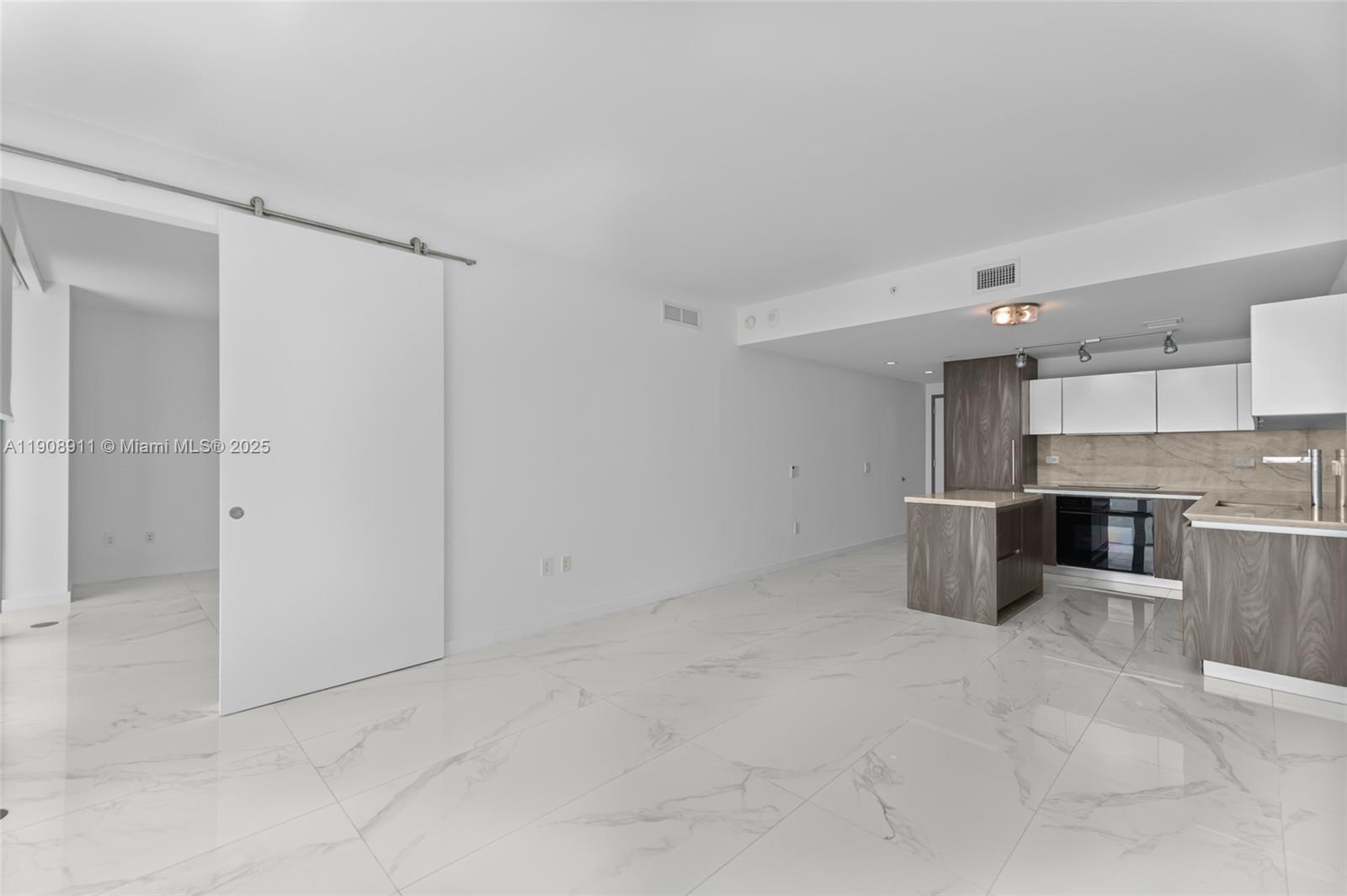 ONE PARAISO CONDO - Residential