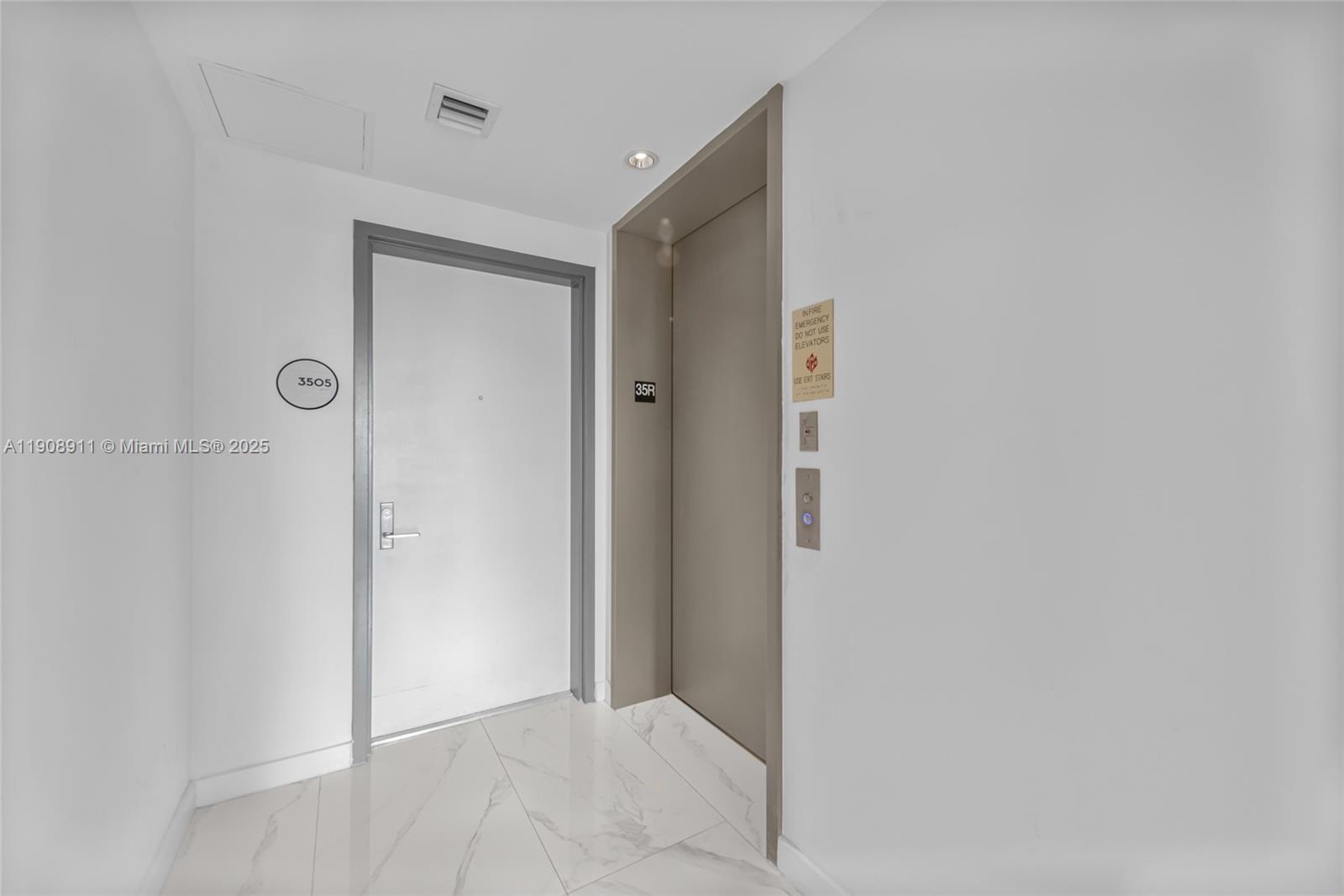 ONE PARAISO CONDO - Residential