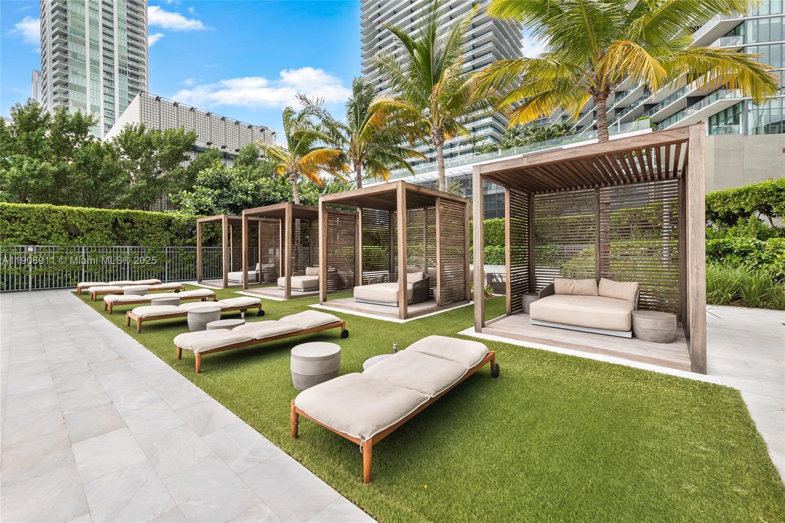 ONE PARAISO CONDO - Residential