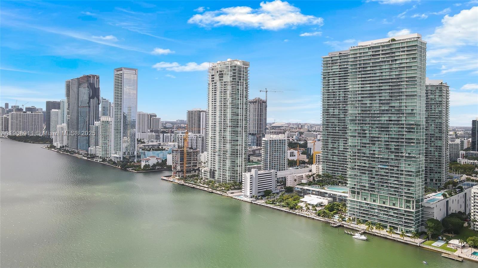 ONE PARAISO CONDO - Residential