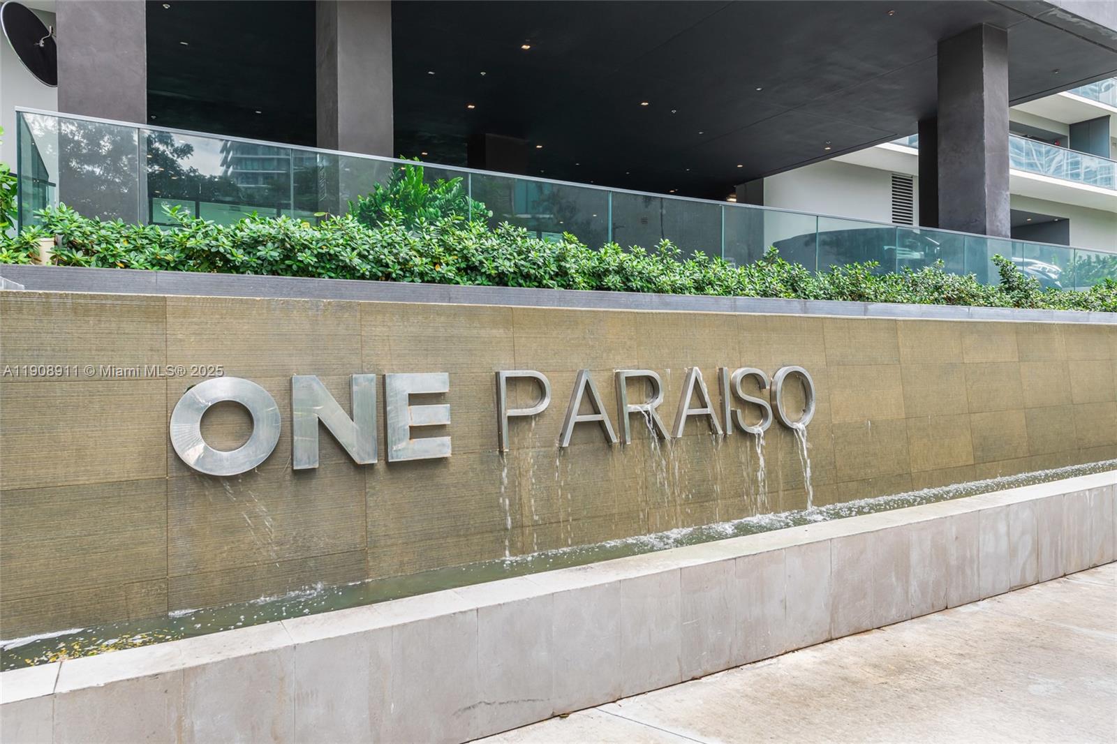ONE PARAISO CONDO - Residential