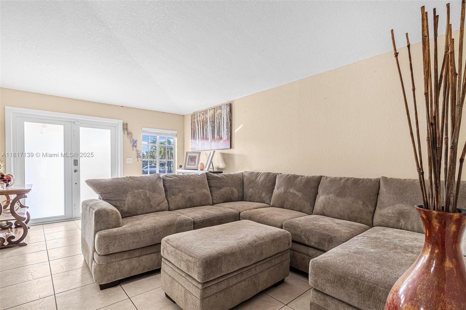 PRECIOUS HOMES AT LAKES B - Residential Lease