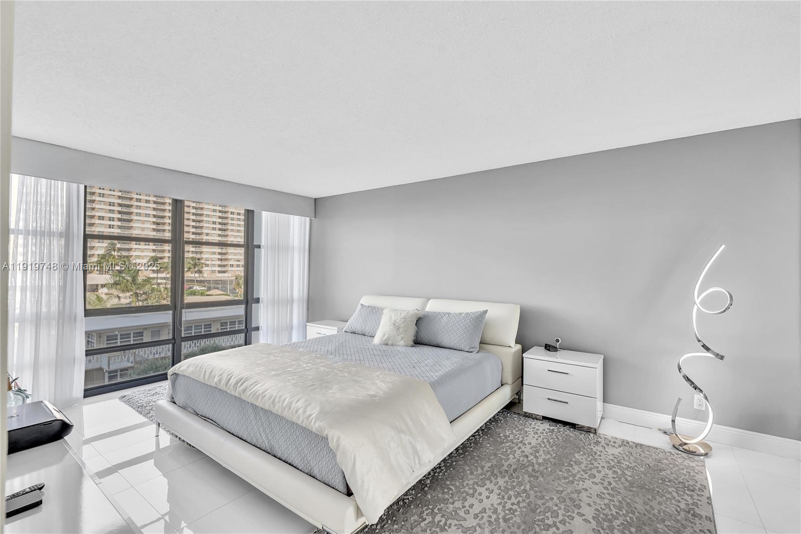 AVANT GARDE CONDO - Residential