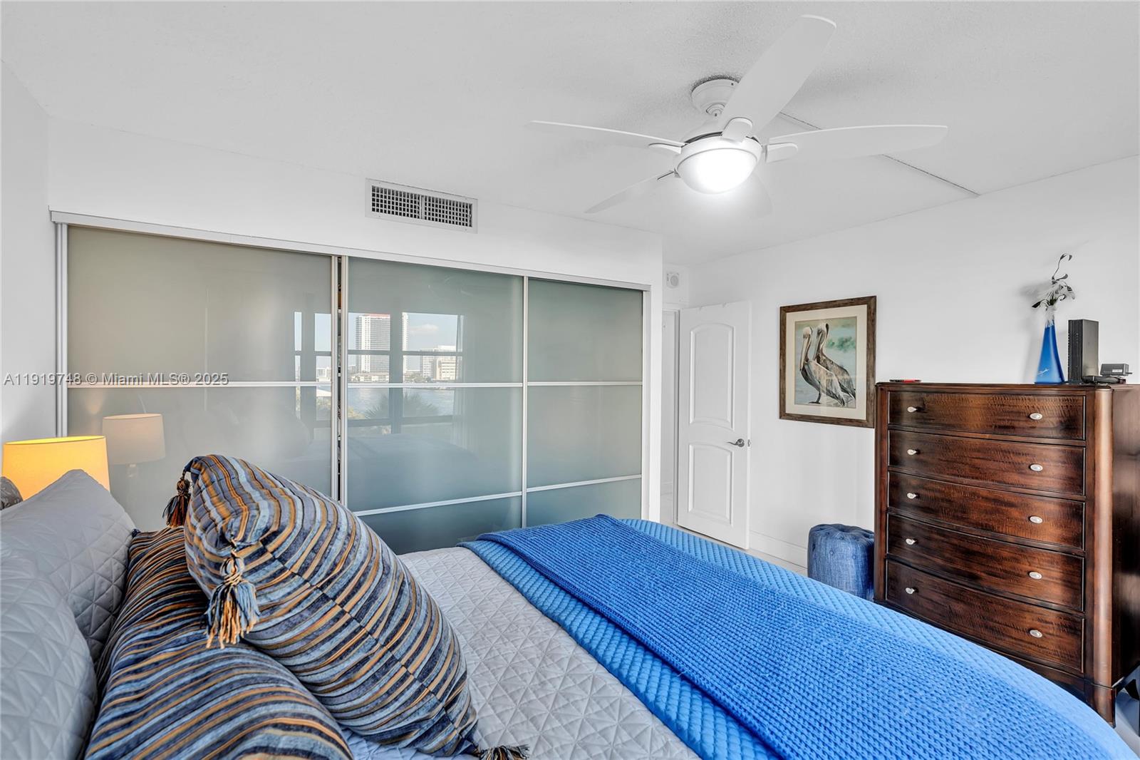 AVANT GARDE CONDO - Residential