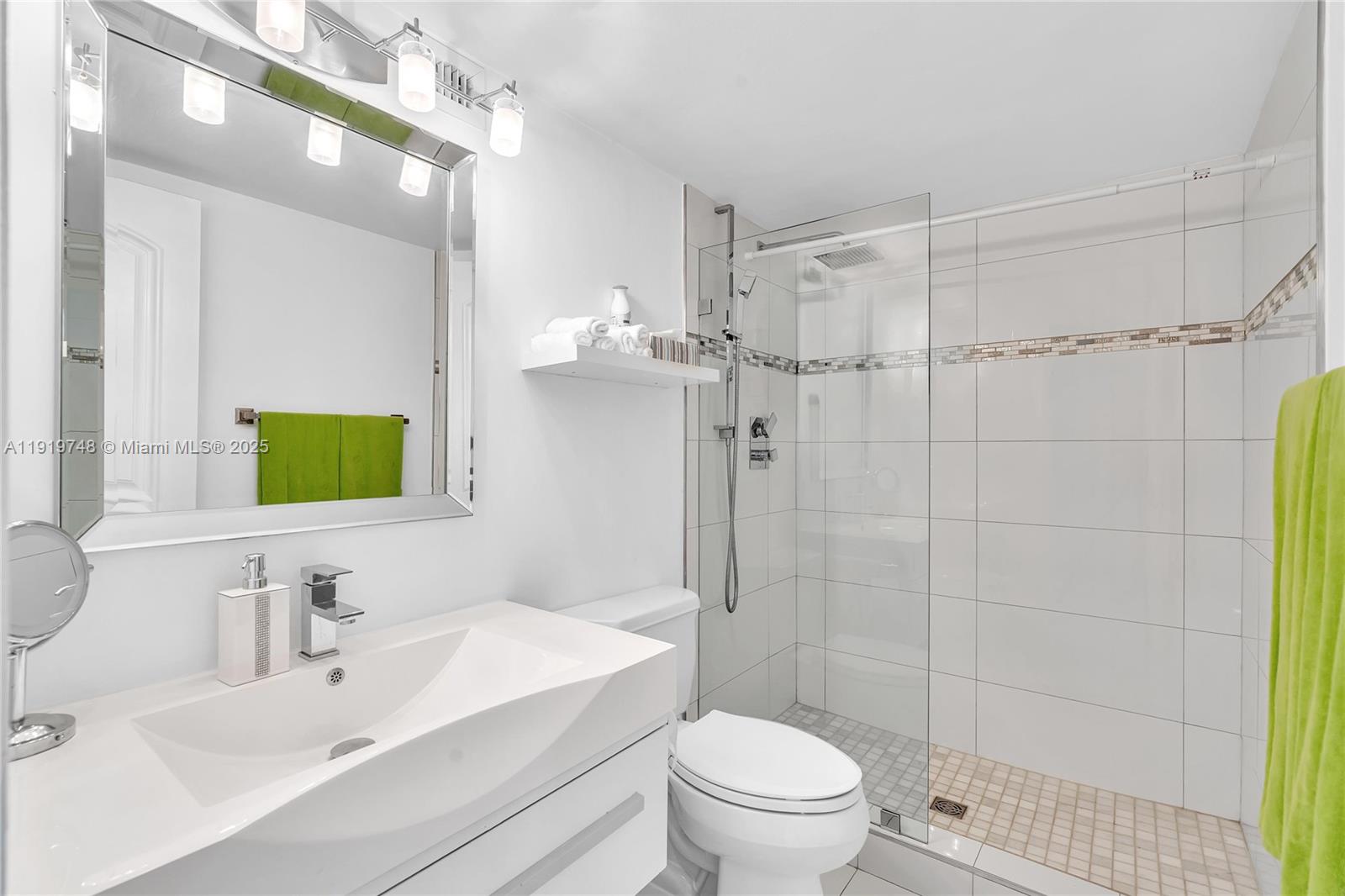 AVANT GARDE CONDO - Residential