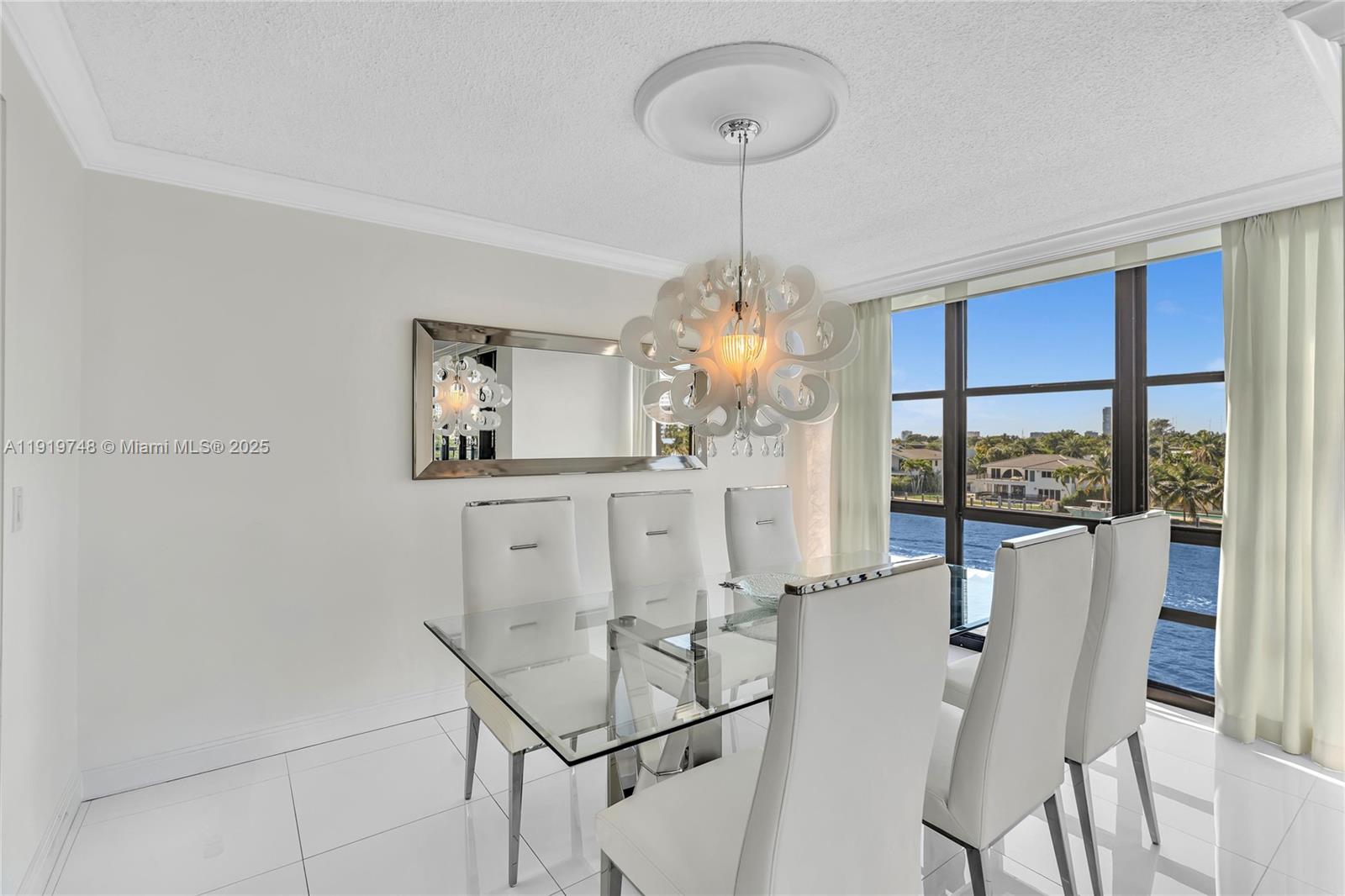 AVANT GARDE CONDO - Residential