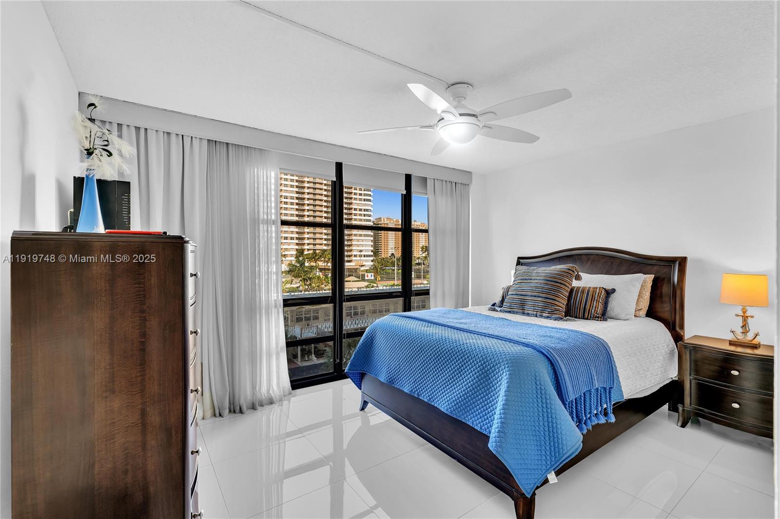 AVANT GARDE CONDO - Residential