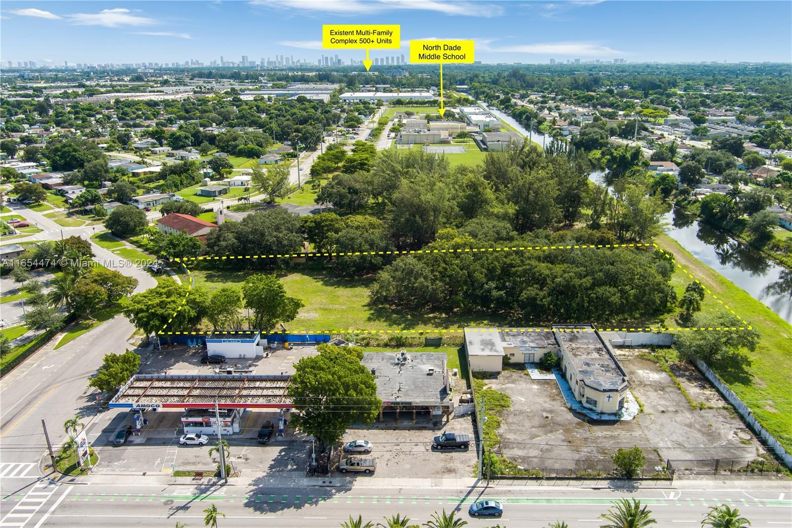 E. Bunche Park Dr