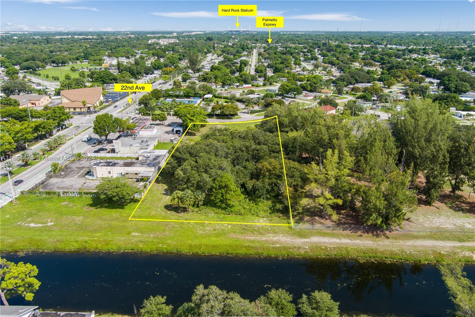 E. Bunche Park Dr