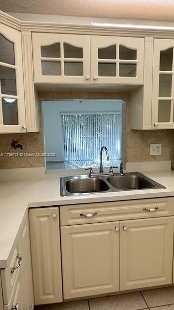 Photo 1 of 17000 Nw 67 Ave 124, Hialeah, Florida, $2,300, Web #: 11769131