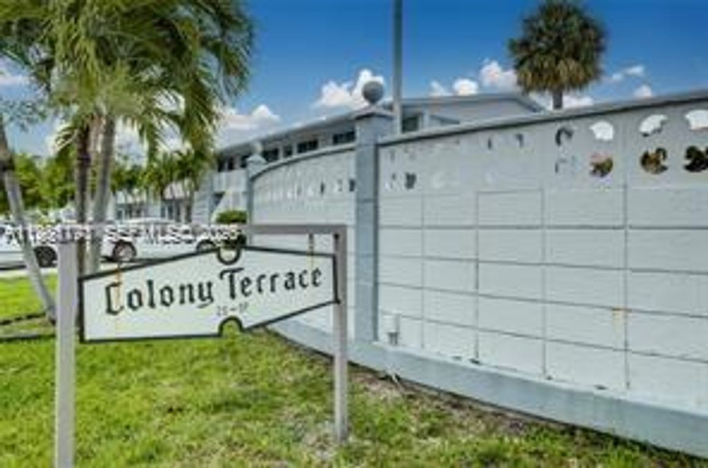 Photo of 2020 NE 51st Ct #203, Fort Lauderdale, FL 33308 (MLS # A11981793)