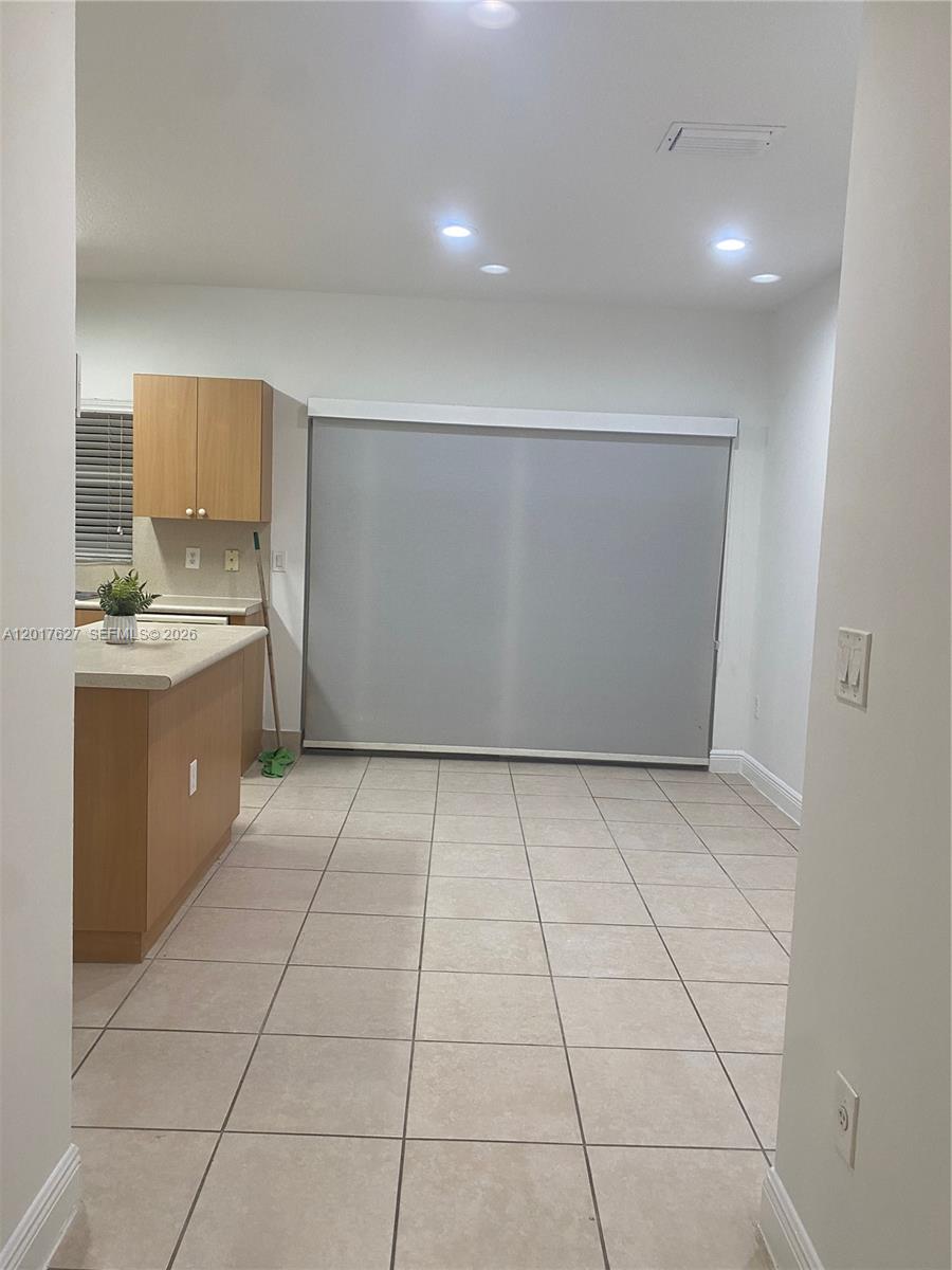 VENETIA GROVE - Residential