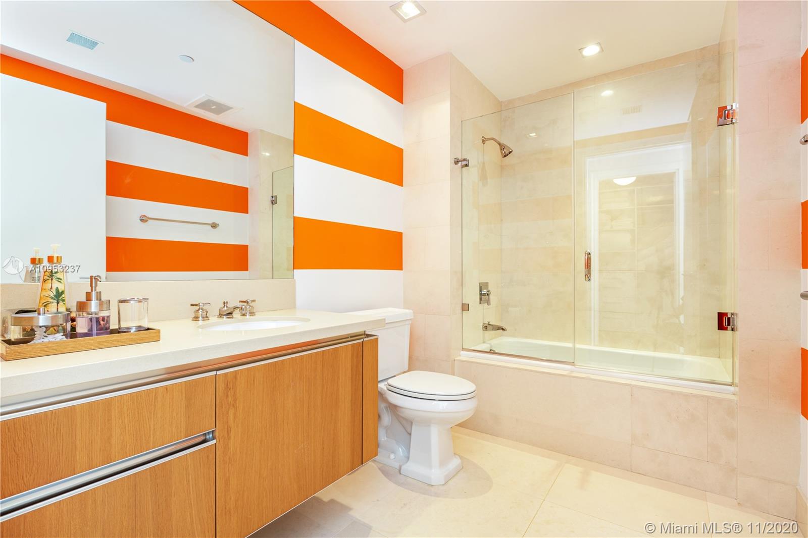 PALAZZO DEL MARE AT FISHE - Residential