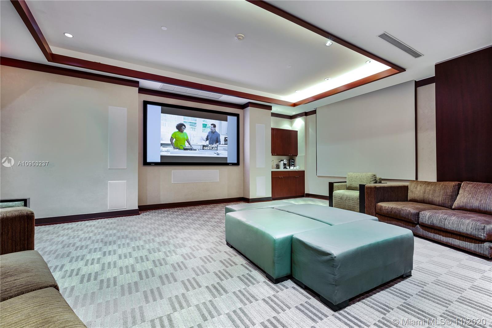 PALAZZO DEL MARE AT FISHE - Residential