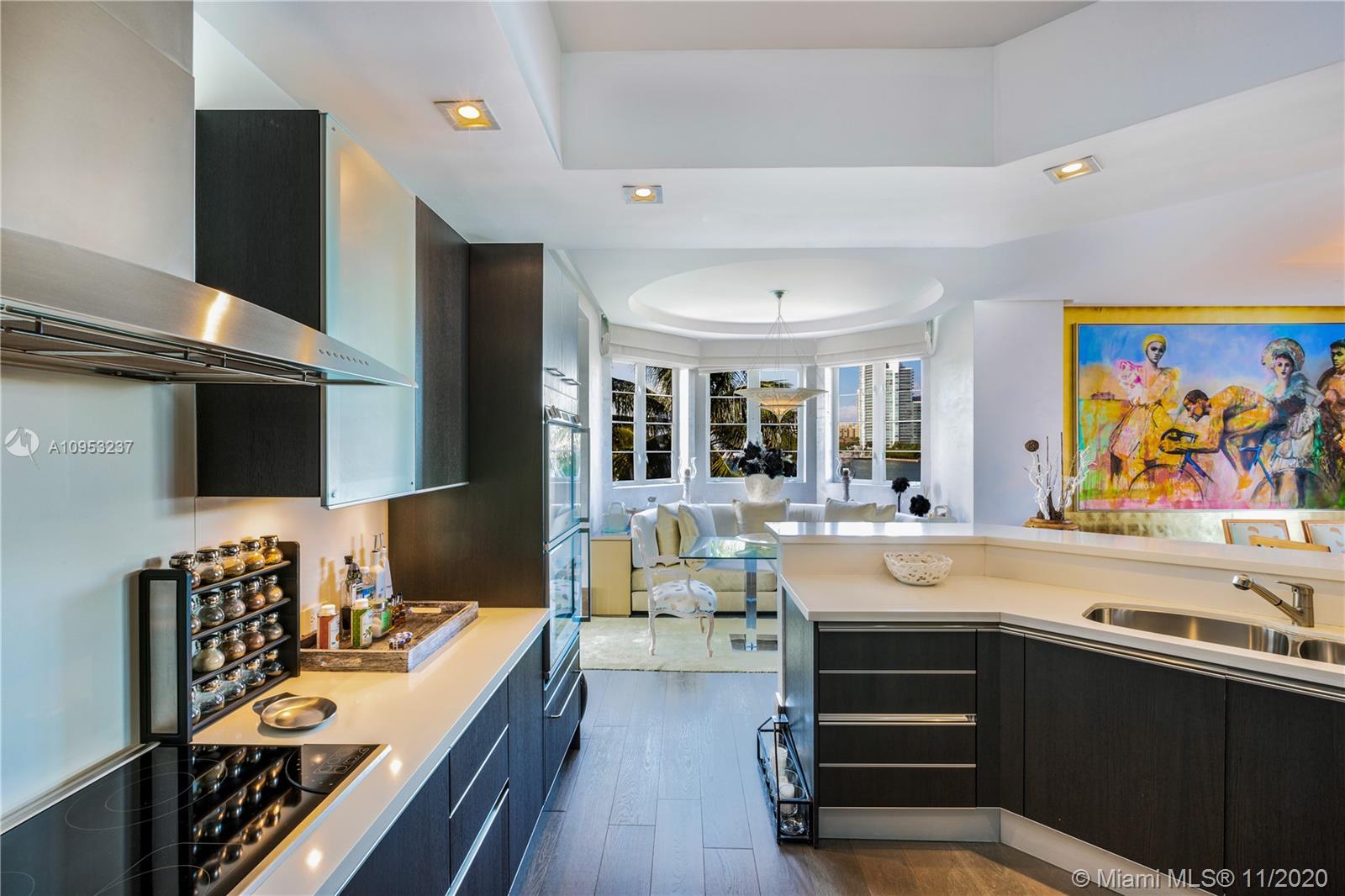 PALAZZO DEL MARE AT FISHE - Residential