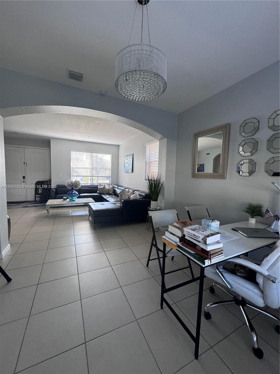 HEMINGWAY POINT - Residential Lease