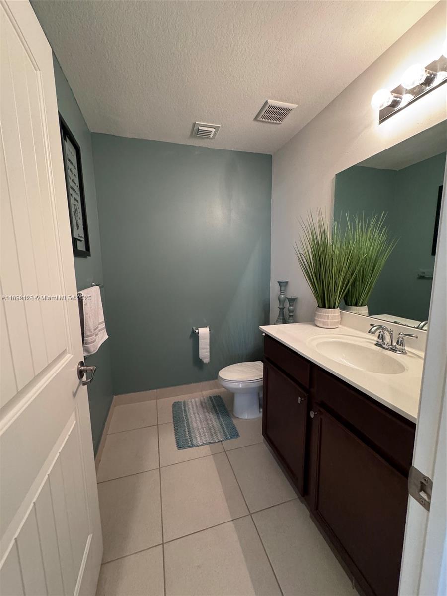 HEMINGWAY POINT - Residential Lease