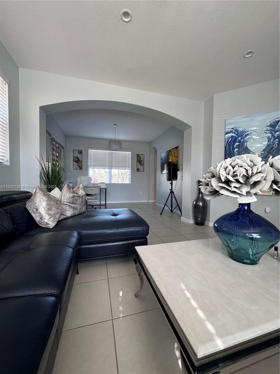 HEMINGWAY POINT - Residential Lease