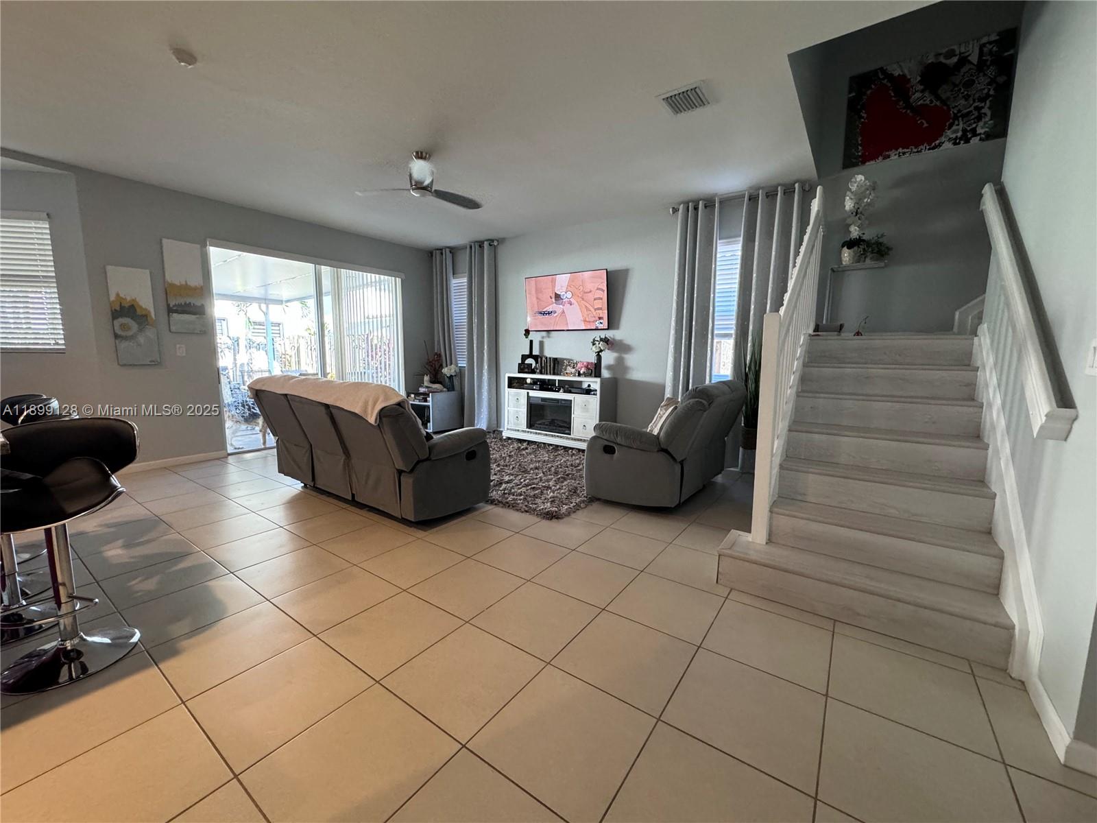 HEMINGWAY POINT - Residential Lease