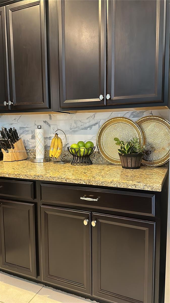 HEMINGWAY POINT - Residential Lease